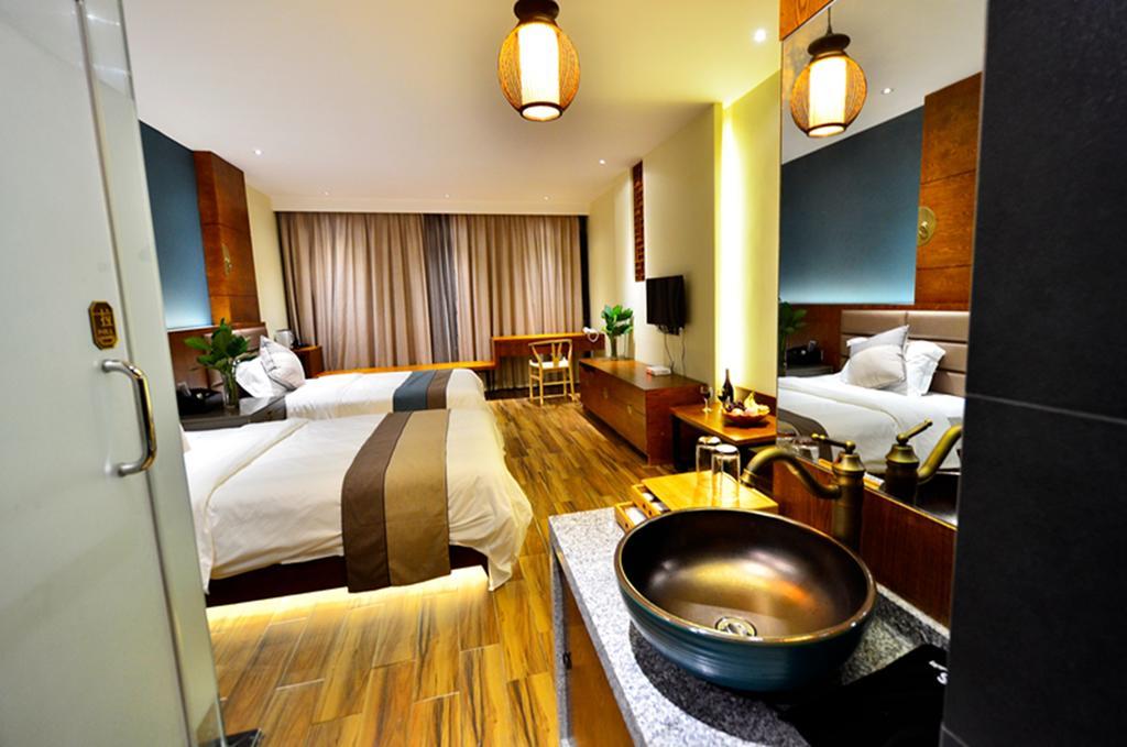 Ctn Li River Hotel Yangshuo Exterior foto